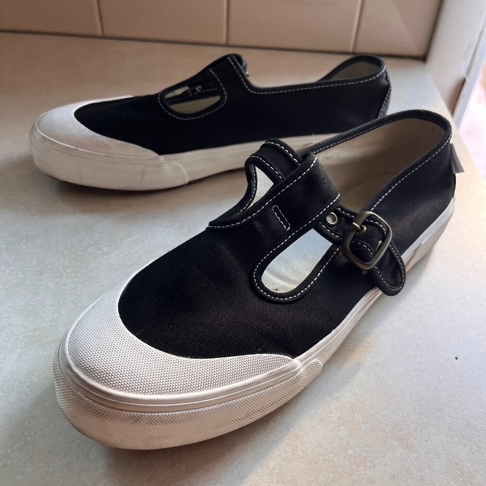 Vans Black and White Style 93 Mary Janes Size 11 - Picture 2 of 7